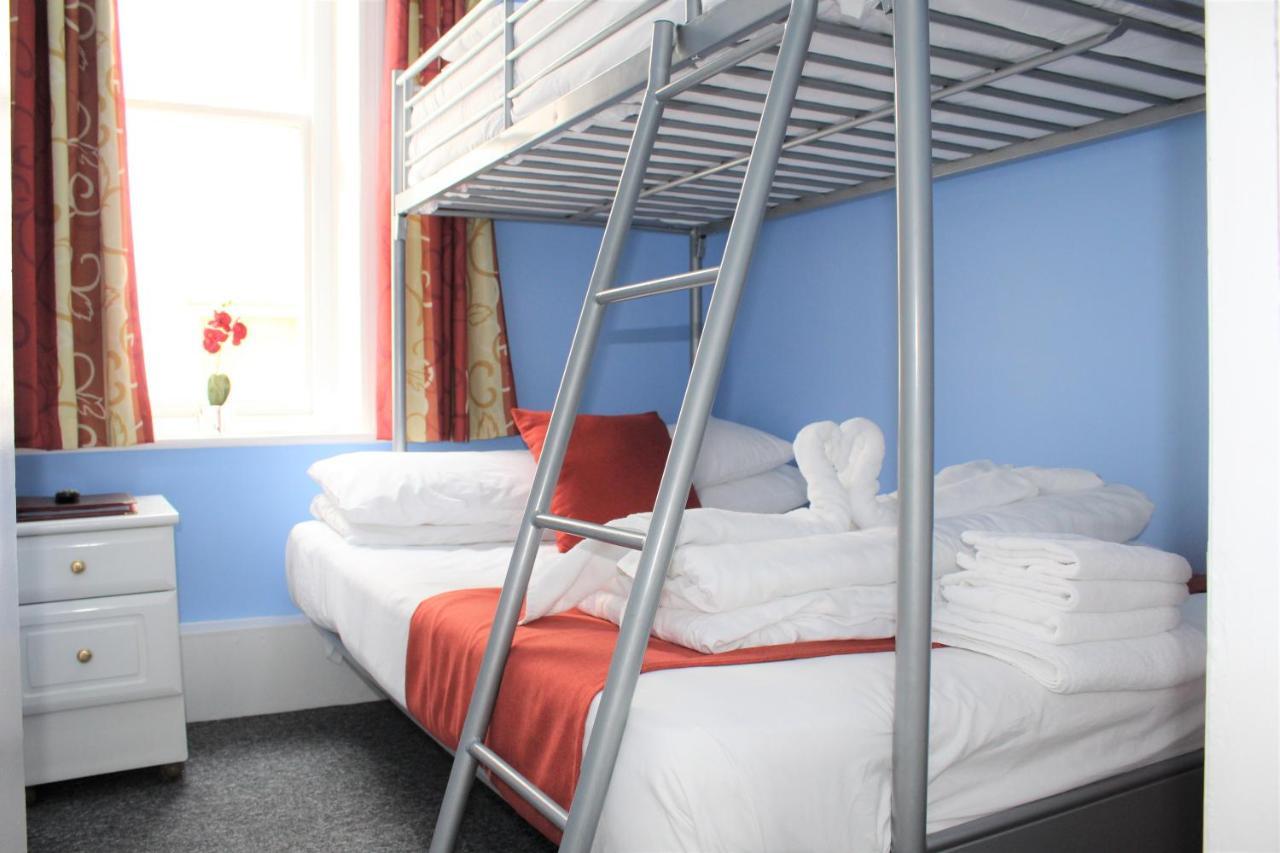 Backpackers Blackpool Hotel & Suites Экстерьер фото