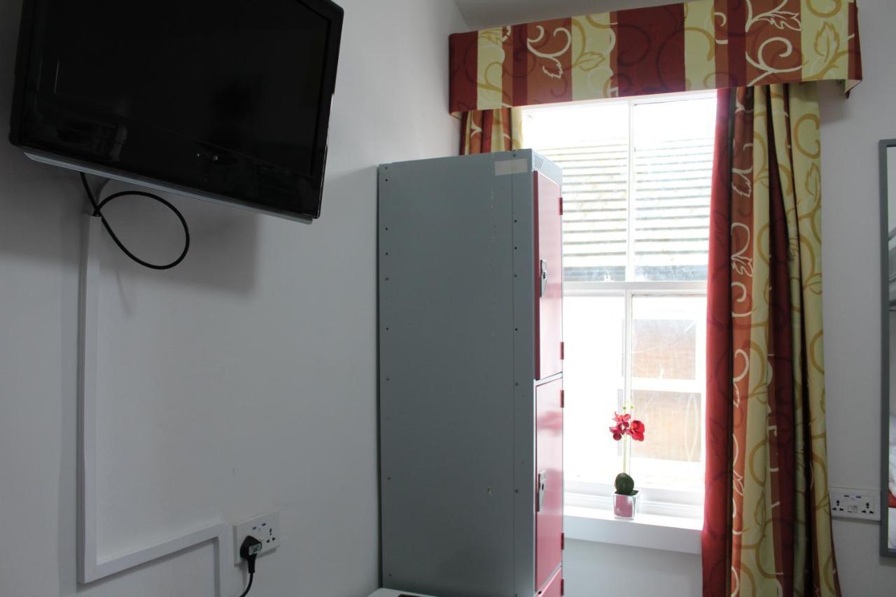 Backpackers Blackpool Hotel & Suites Экстерьер фото
