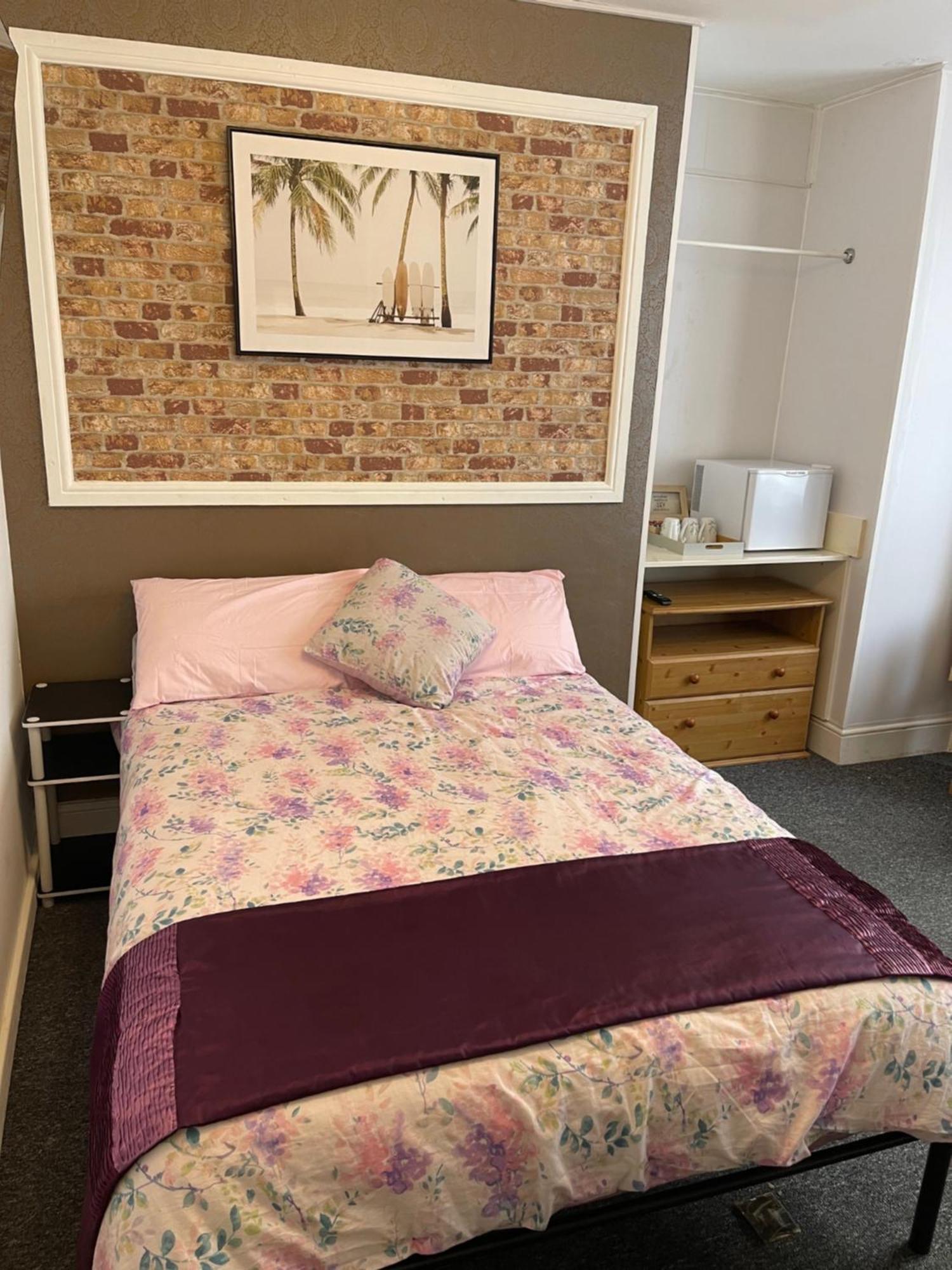 Backpackers Blackpool Hotel & Suites Экстерьер фото