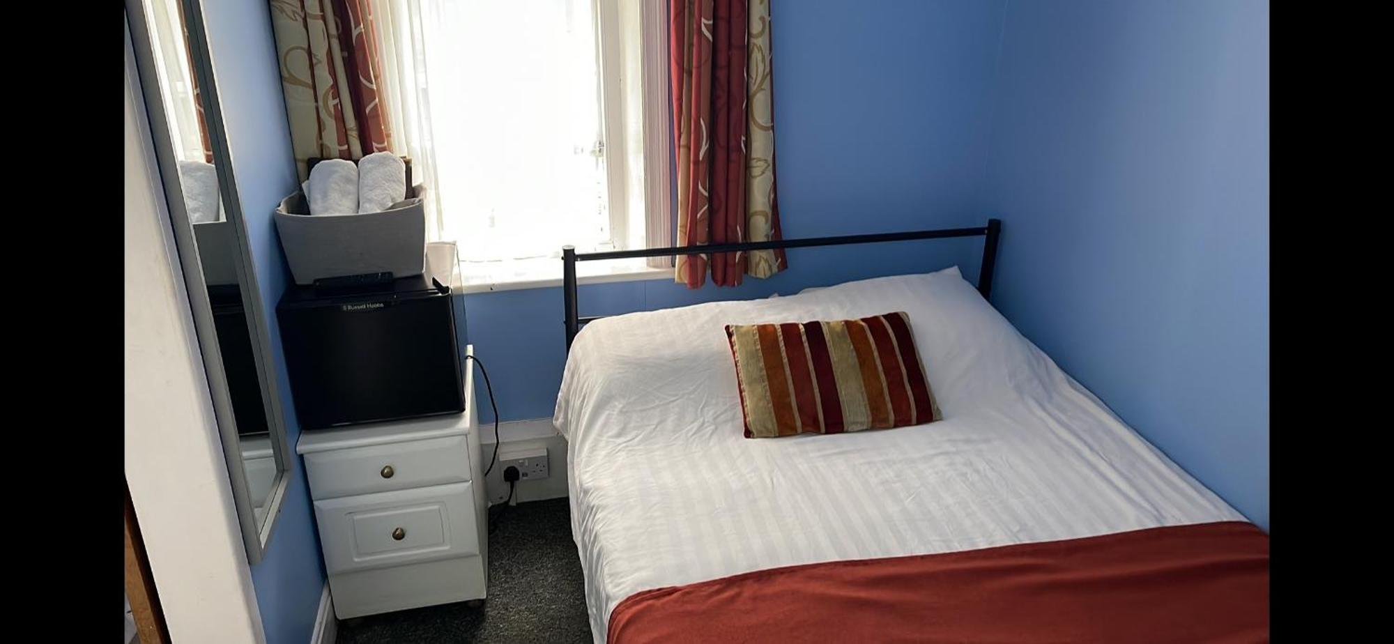 Backpackers Blackpool Hotel & Suites Экстерьер фото